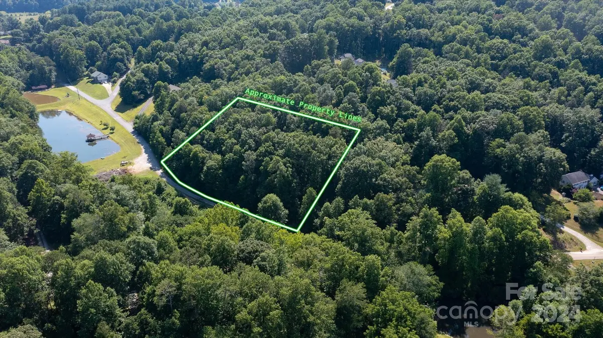 99999 Goose Creek Off RD, Marion, NC 28752