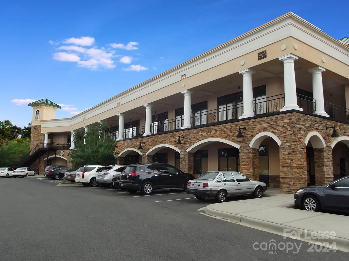 2925 Senna DR #204, Matthews, NC 28105