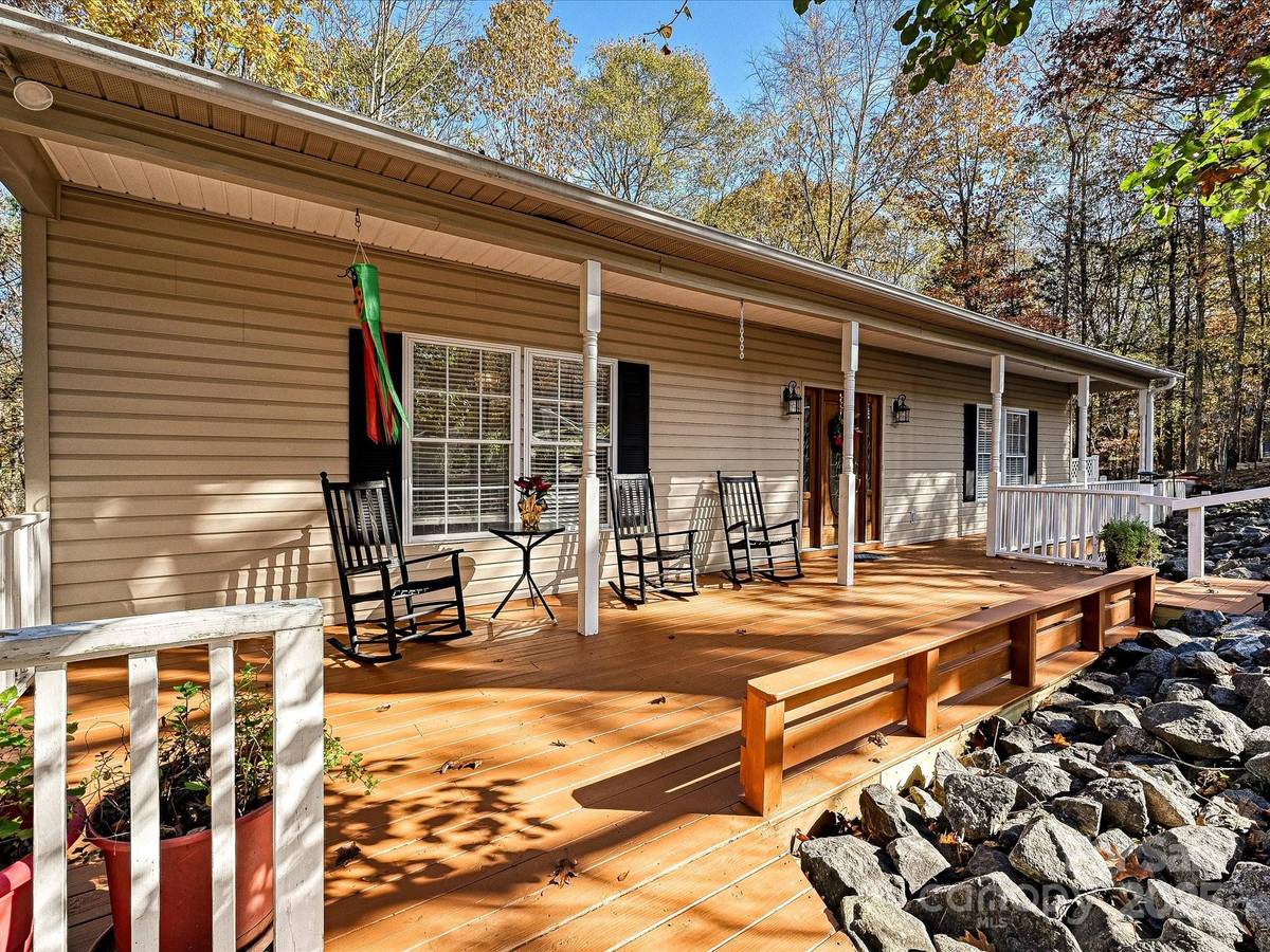 25040 Timberlake DR, Tega Cay, SC 29708