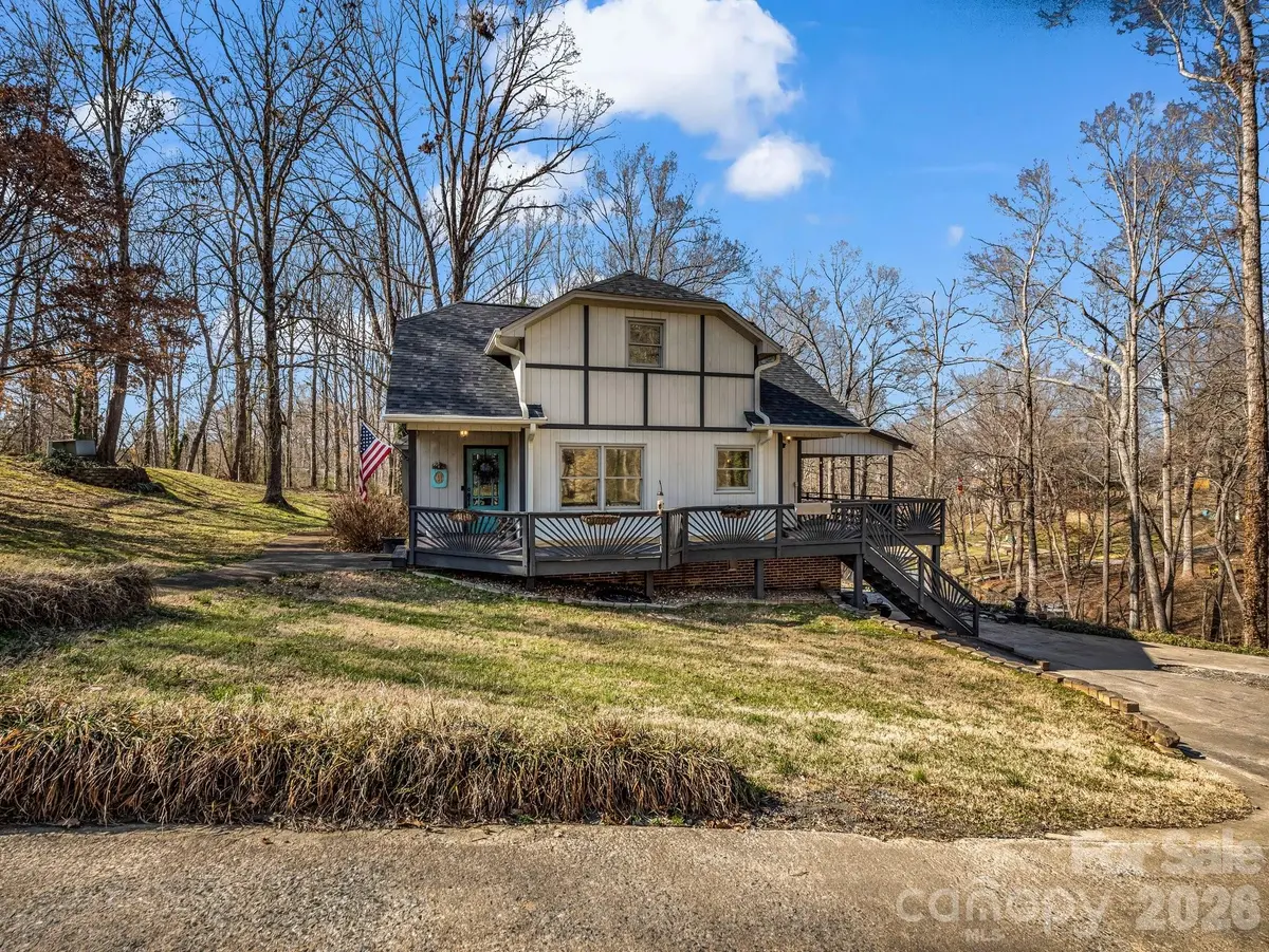 108 Three Oaks LN, Kings Mountain, NC 28086