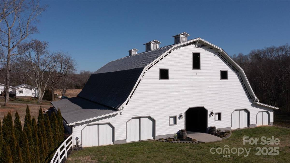 732 Crowe Dairy RD, Forest City, NC 28043