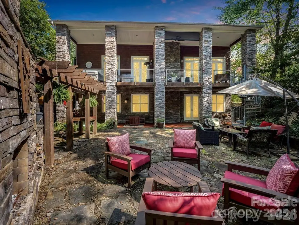 167 Trails End, Lake Lure, NC 28746