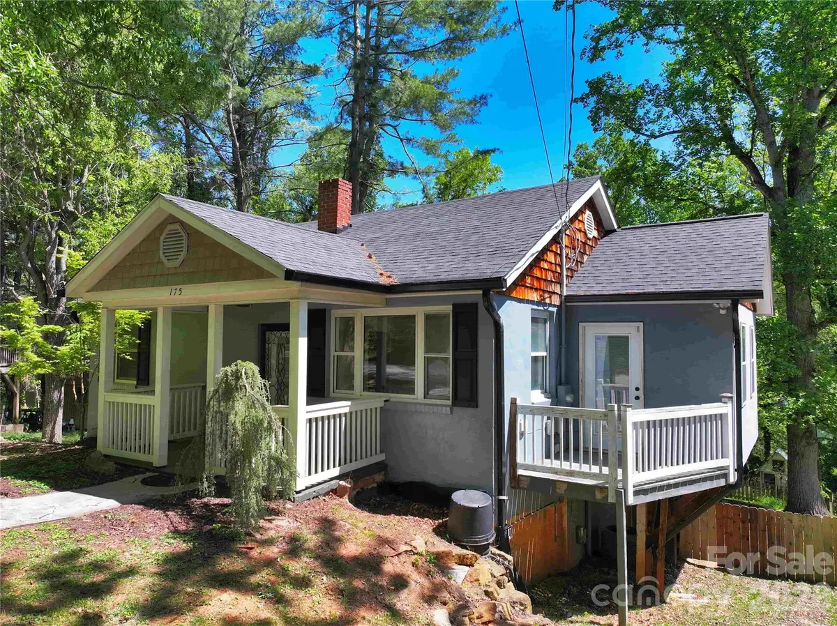 175 Chatham RD, Asheville, NC 28804