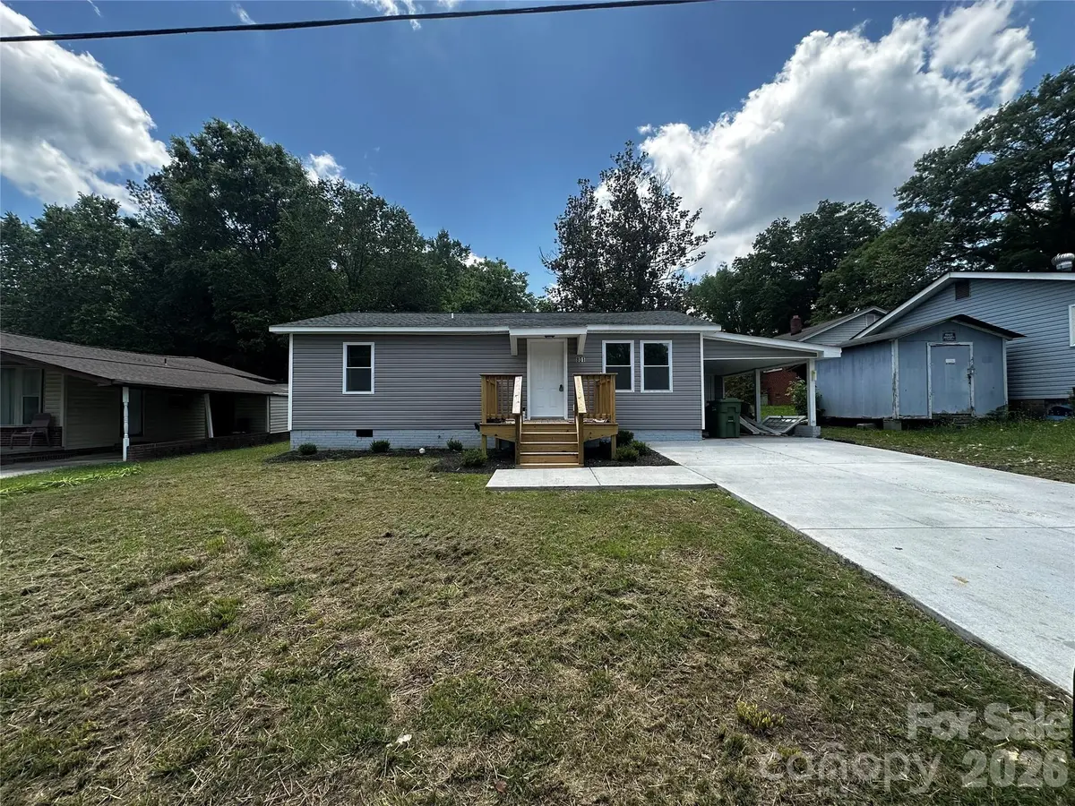 801 Calhoun ST, Lancaster, SC 29720
