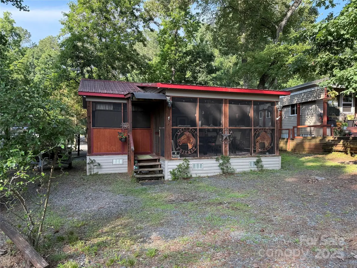 160/162 Arrowood TRL #F28/F29, Mount Gilead, NC 27306