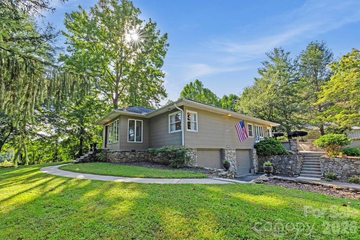 7741 Brevard RD, Etowah, NC 28729