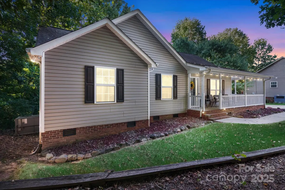 914 Ragin LN, Rock Hill, SC 29732