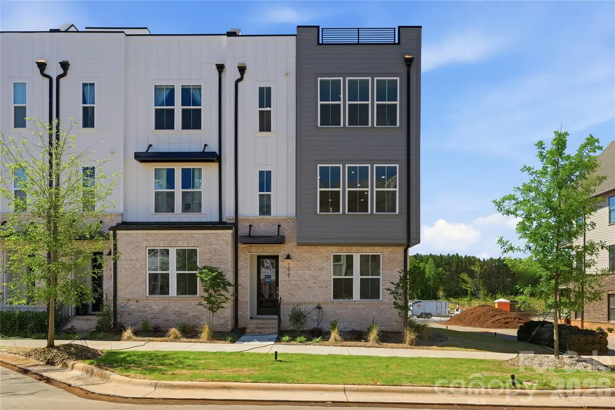 7029 Westrow AVE, Charlotte, NC 28278