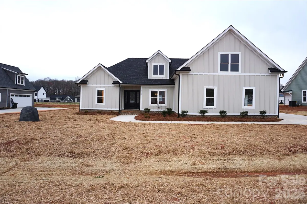 1115 Stonegate DR, Salisbury, NC 28147