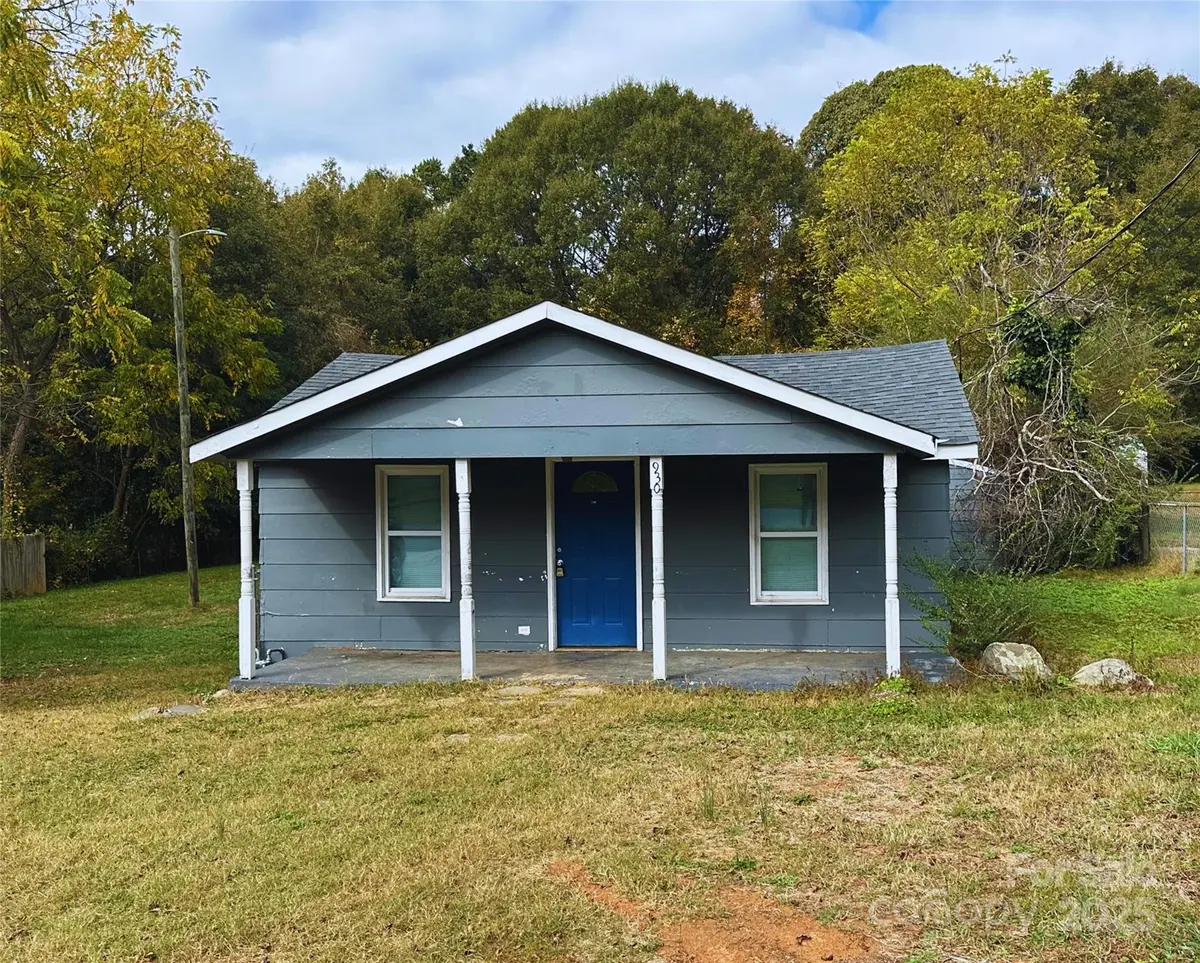 930 Mauney AVE E, Gastonia, NC 28054