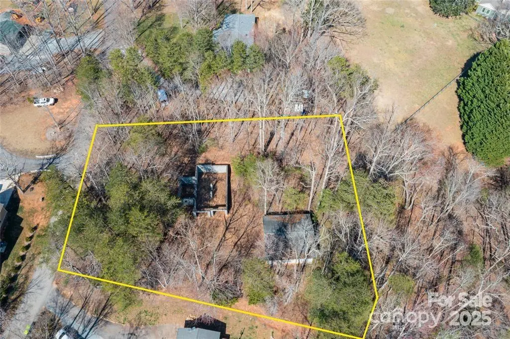 125 Mallard, DR, Columbus, NC 28722