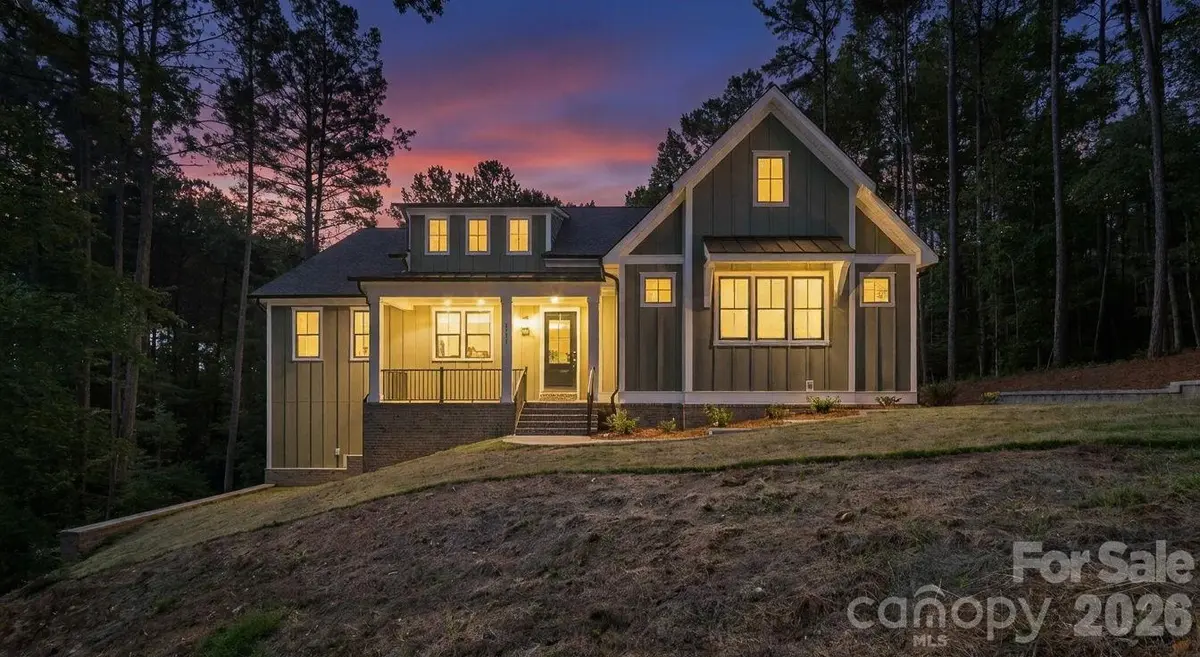 6774 Kingfisher CT, Denver, NC 28037