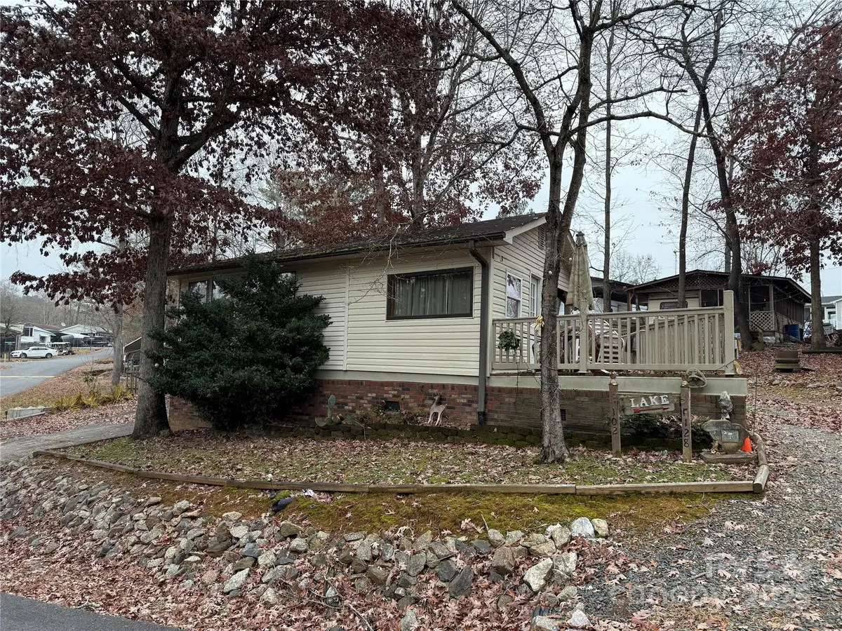 102 Arrowood TRL #F128, Mount Gilead, NC 27306