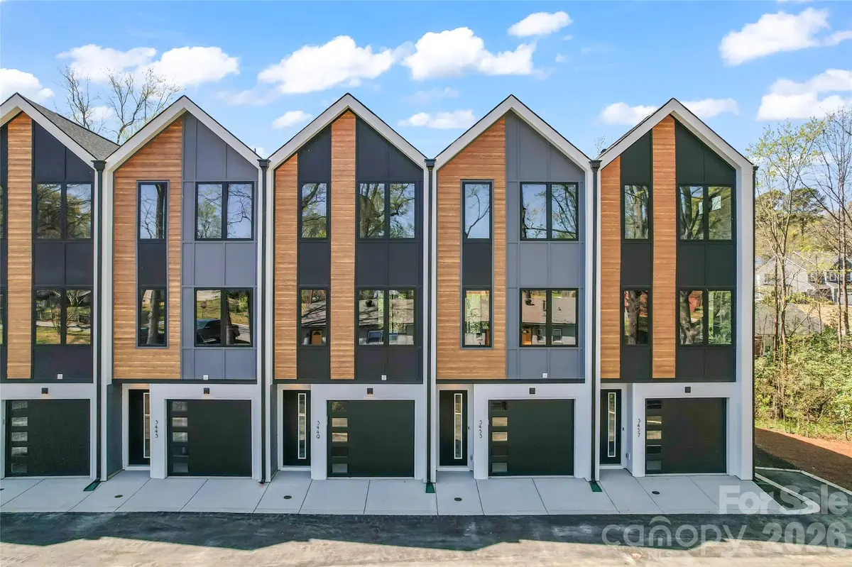 3453 Byrnes ST, Charlotte, NC 28205