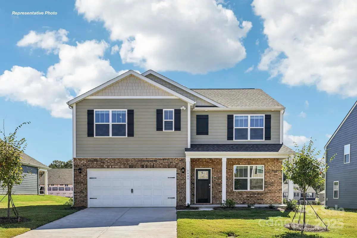 5620 Pamplona WAY, Charlotte, NC 28214