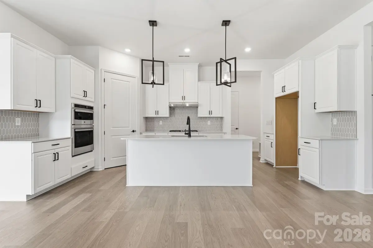 5068 Duval CIR, Tega Cay, SC 29708