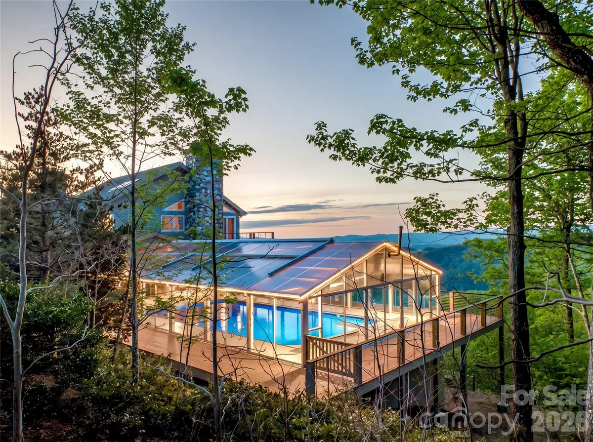 35 Peach Knob DR, Asheville, NC 28804