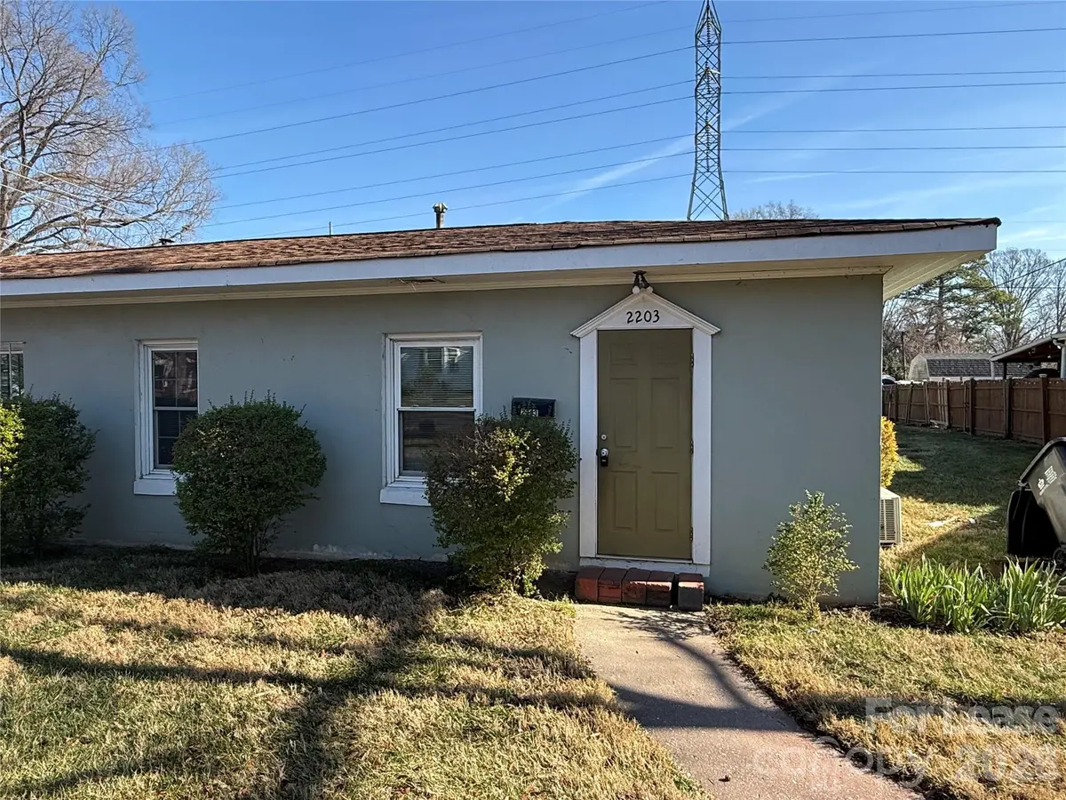 2203 Highland ST, Charlotte, NC 28208