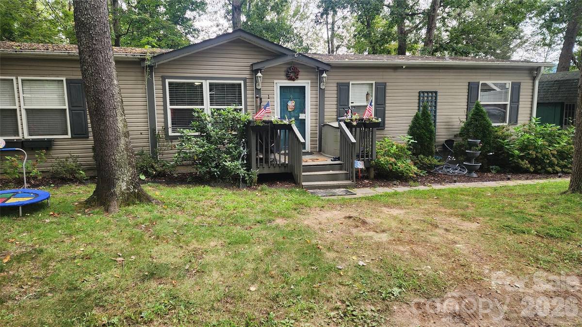 67 Indian Trail RD, Candler, NC 28715