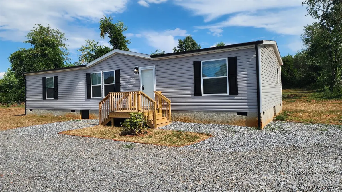 3613 Jamestown RD, Morganton, NC 28655