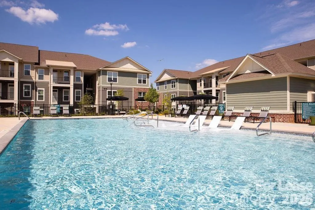 102 Kennedy Ridge WAY #Gene, Mooresville, NC 28115
