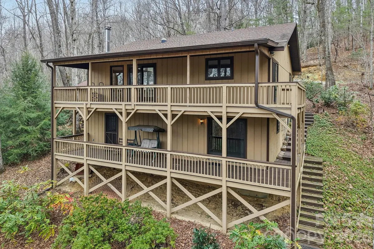 71 N Setsi LN, Brevard, NC 28712