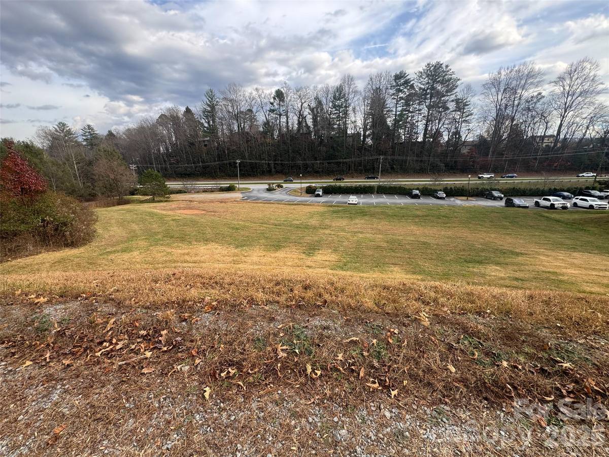 000 Market ST #L5/L6, Brevard, NC 28712