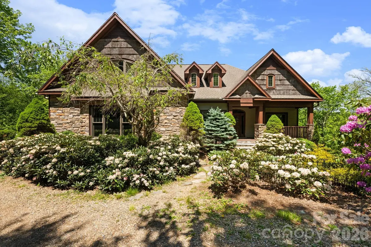 1226 Grouse Moor DR, Sugar Mountain, NC 28604
