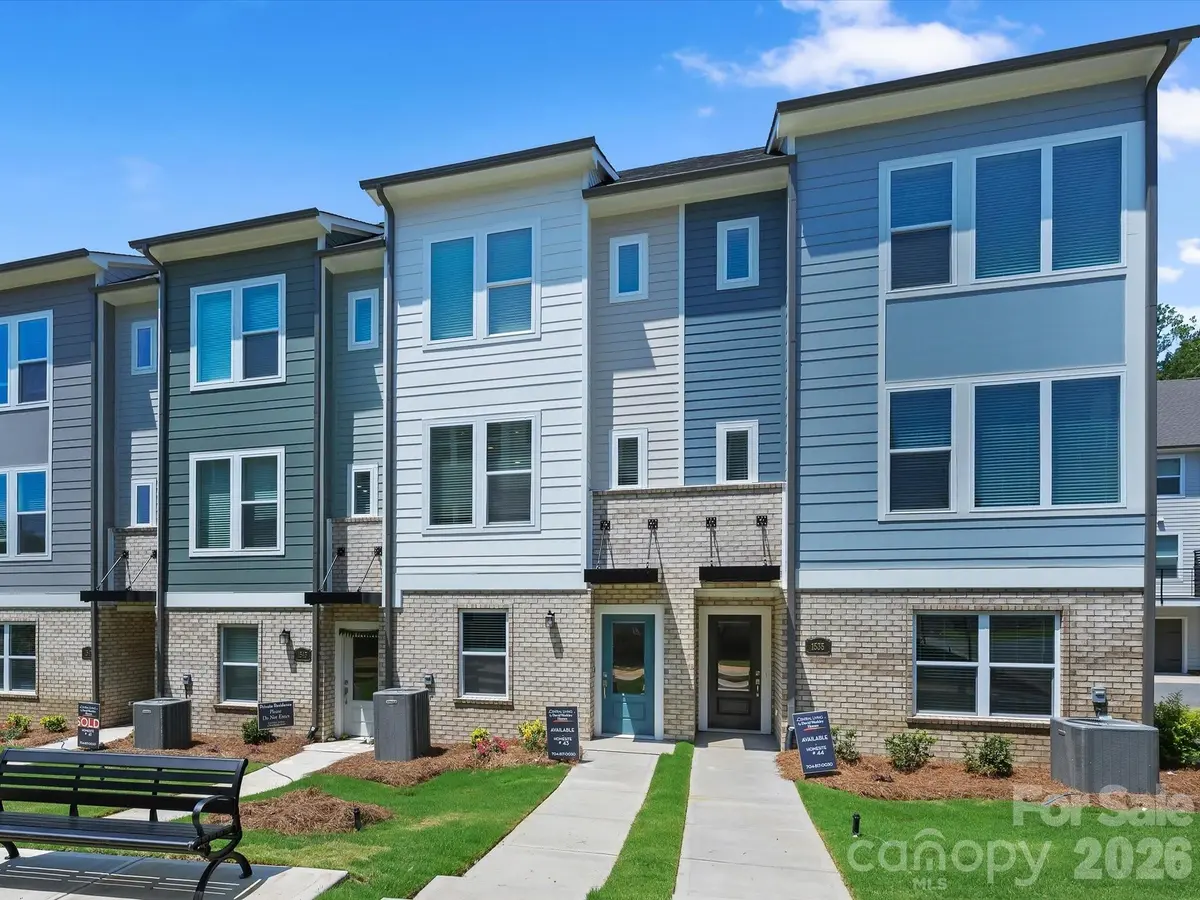 1535 Lithium LN, Charlotte, NC 28211
