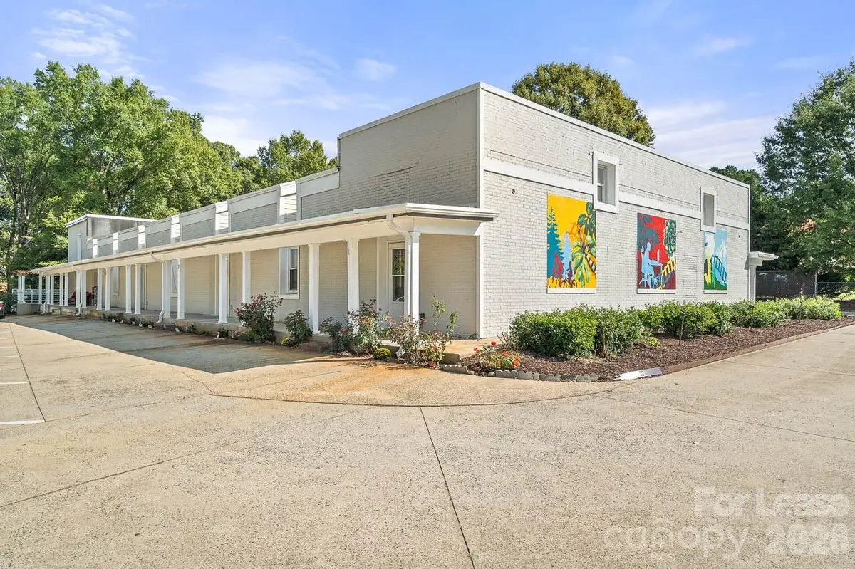 604 E Iredell AVE #5, Mooresville, NC 28115