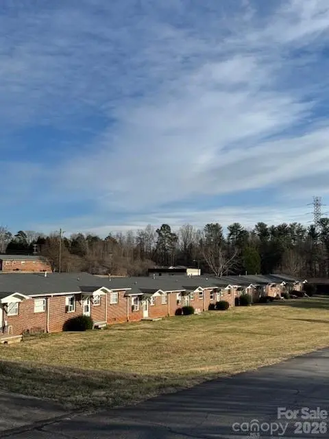 3309 Clarence Towery CIR, Hildebran, NC 28637