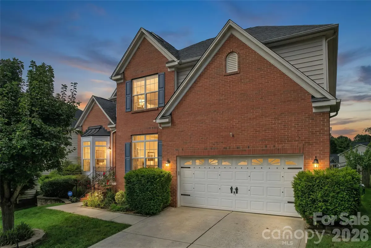 11413 Mangla DR, Charlotte, NC 28214