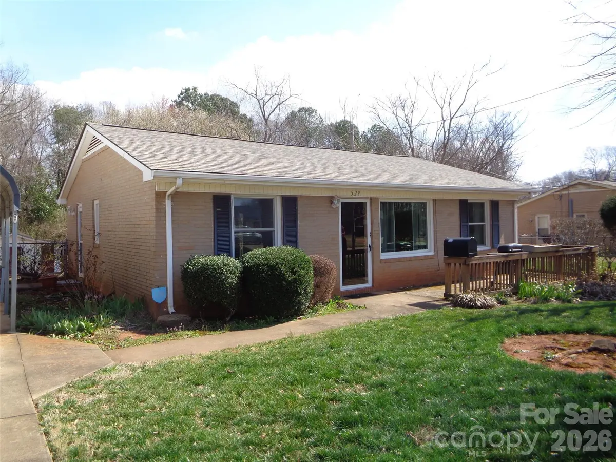 529 Harmon ST, Forest City, NC 28043