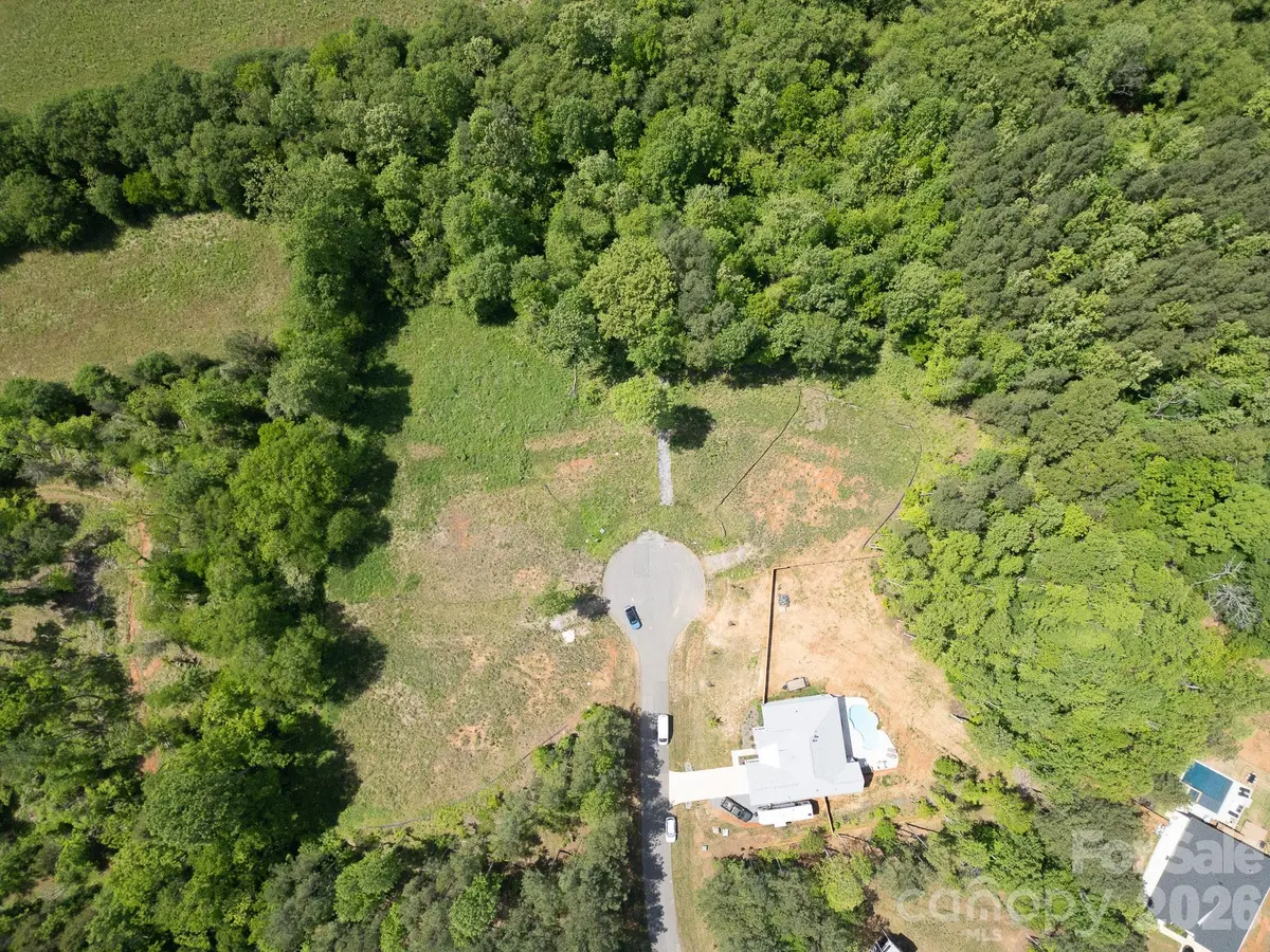 128 Spring View LN, Statesville, NC 28677