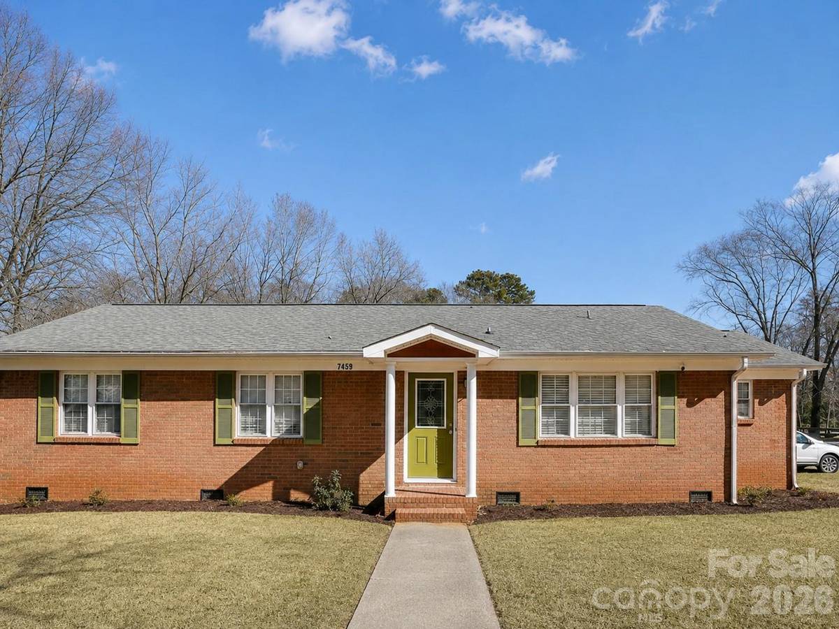 7459 Elwood DR, Charlotte, NC 28227