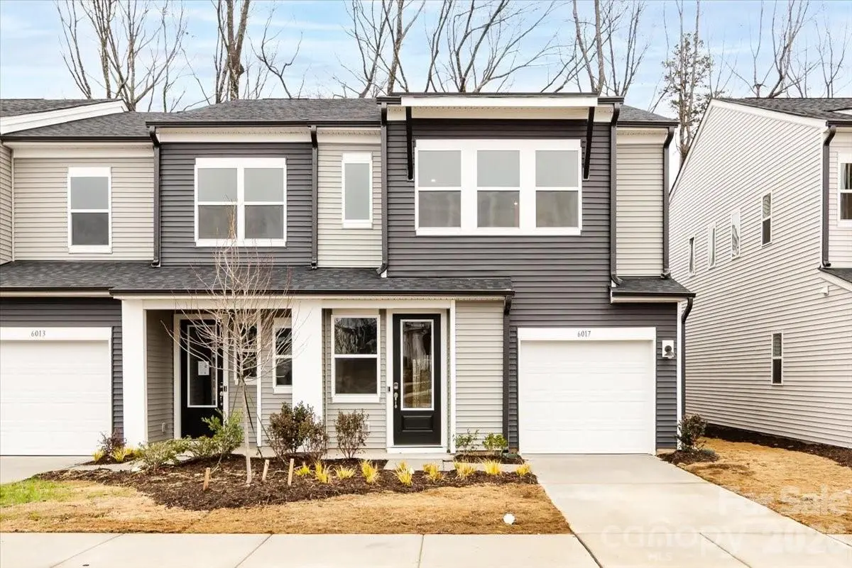 6017 Longar LN, Charlotte, NC 28269