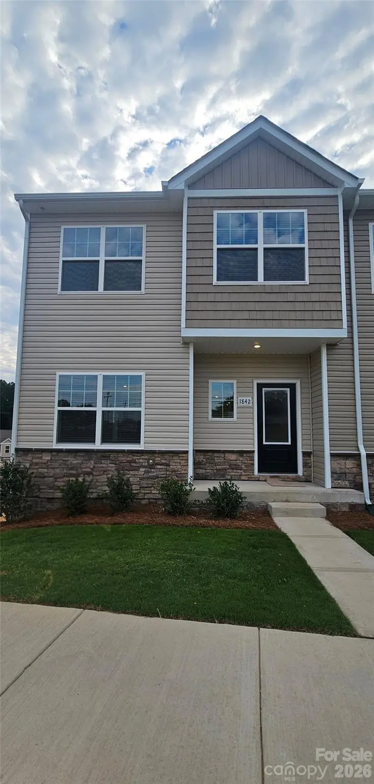 1858 Rhyne Elementary DR, Gastonia, NC 28052