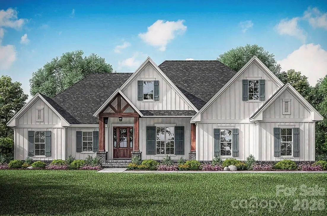 606 Stonecroft CT SE, Lenoir, NC 28645