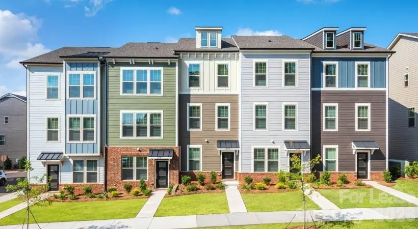 2635 W Trade ST #Tate, Charlotte, NC 28208