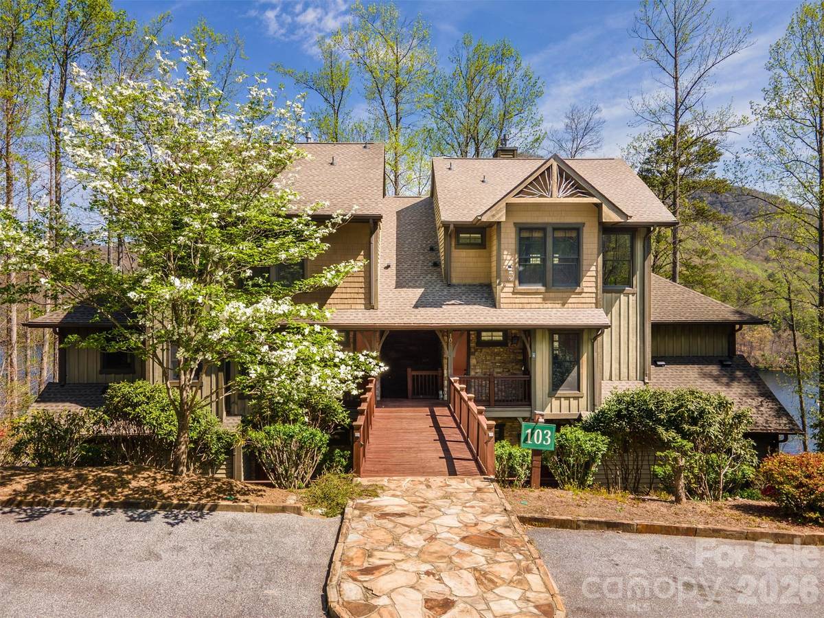 103 Southshore DR #B4, Tuckasegee, NC 28783