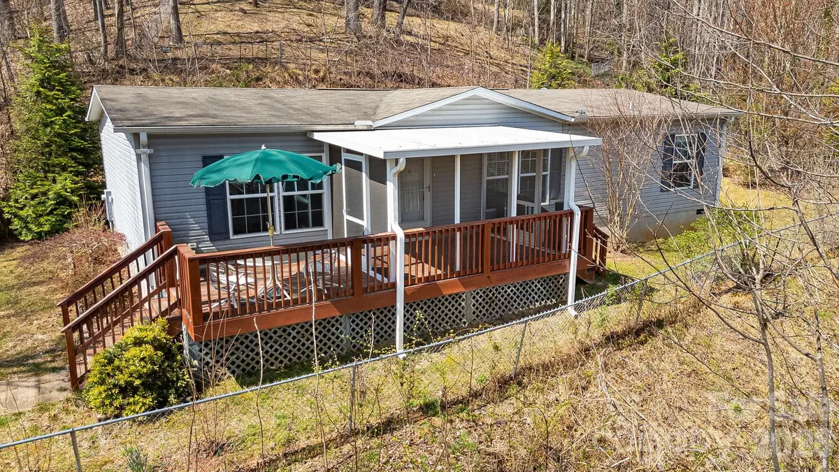 403 Youngs Gap RD, Fletcher, NC 28732