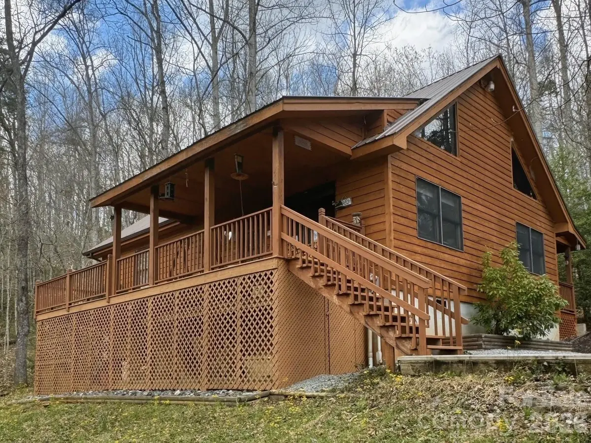 315 N River RD, Sylva, NC 28779