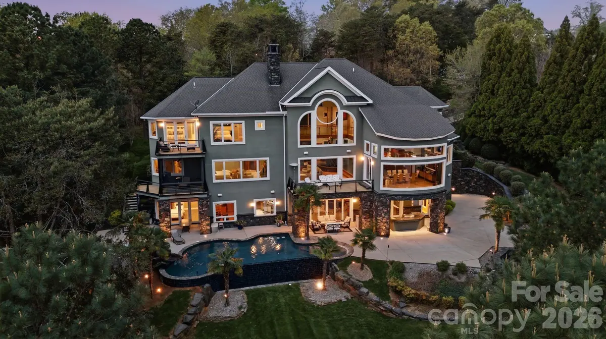 158 Printers LN, New London, NC 28127