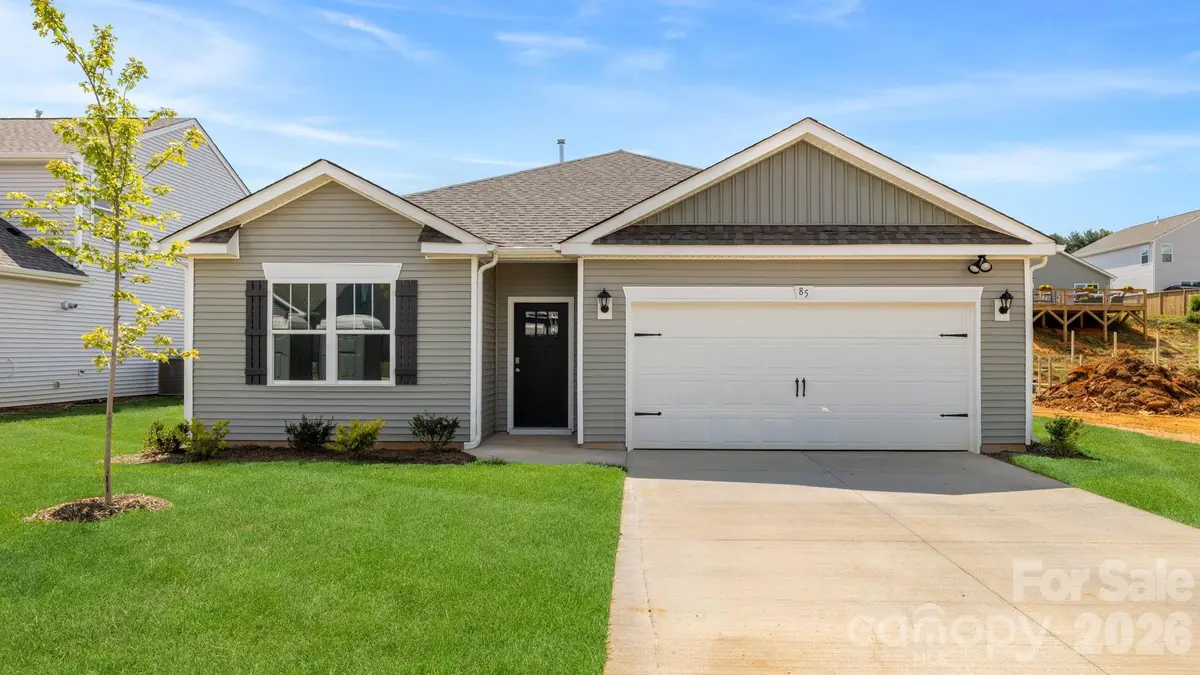 85 Ridgehaven DR, Waynesville, NC 28786