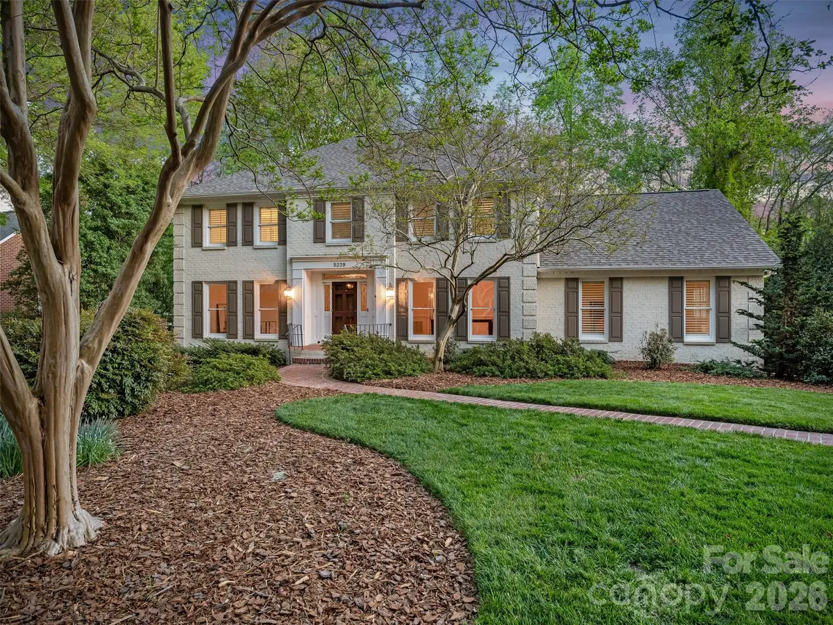 5239 Winding Brook RD, Charlotte, NC 28226