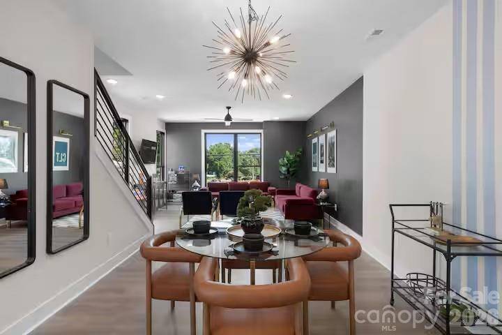223 Freeland LN, Charlotte, NC 28217