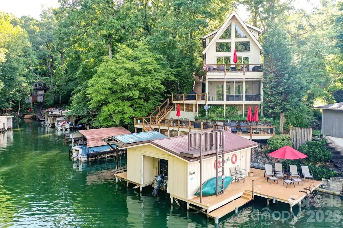 130 Edwards PT, Lake Lure, NC 28746