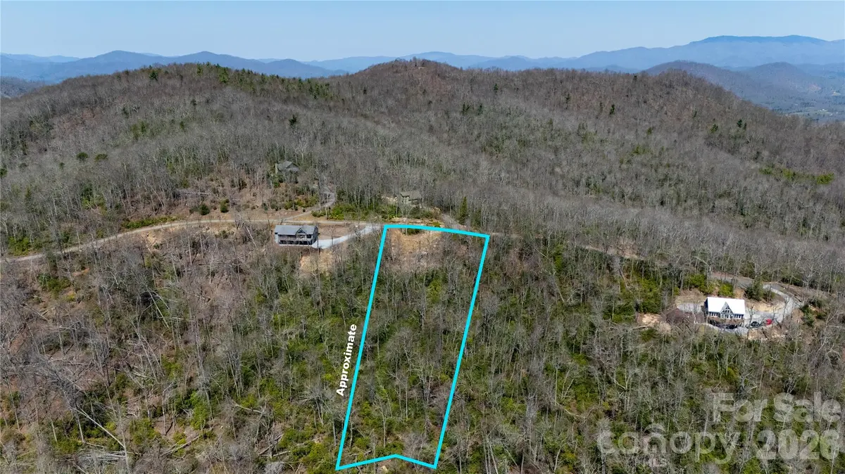 000 Walker RDG, Spruce Pine, NC 28777