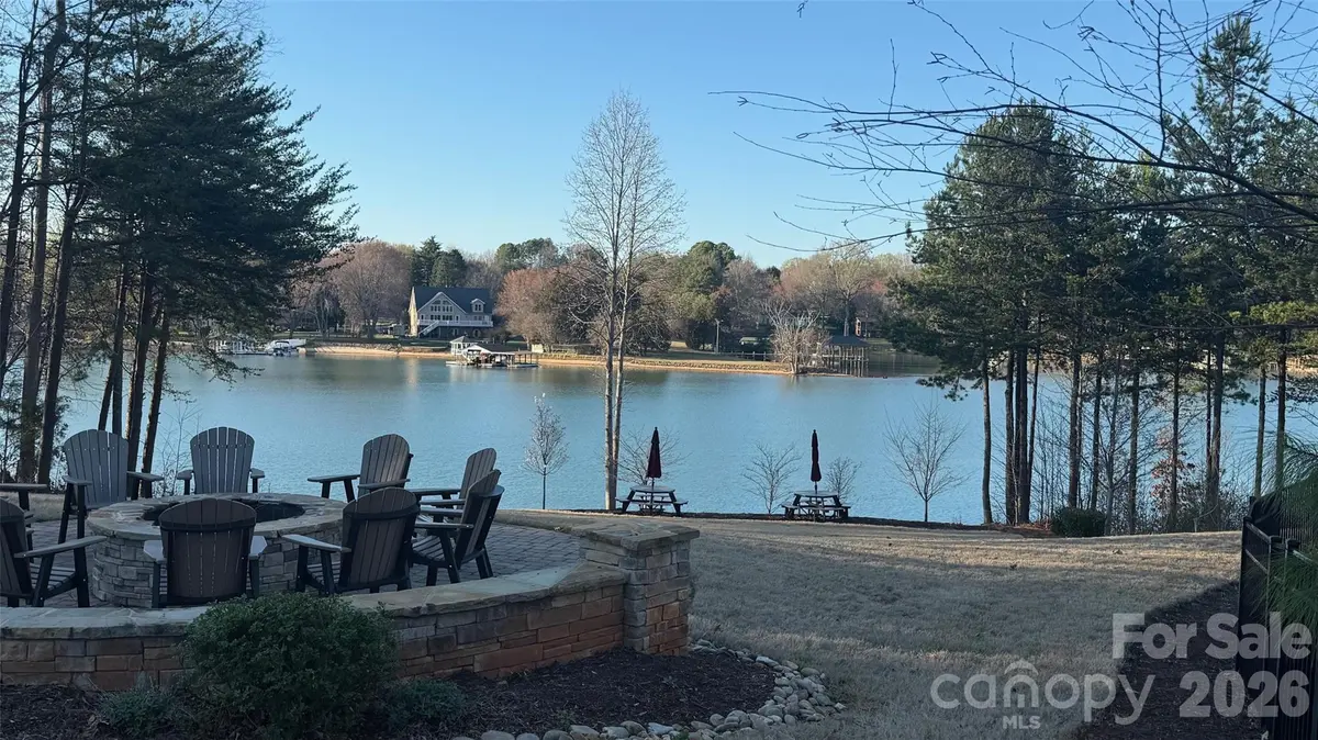 107 Nablus TRL #C, Mooresville, NC 28117