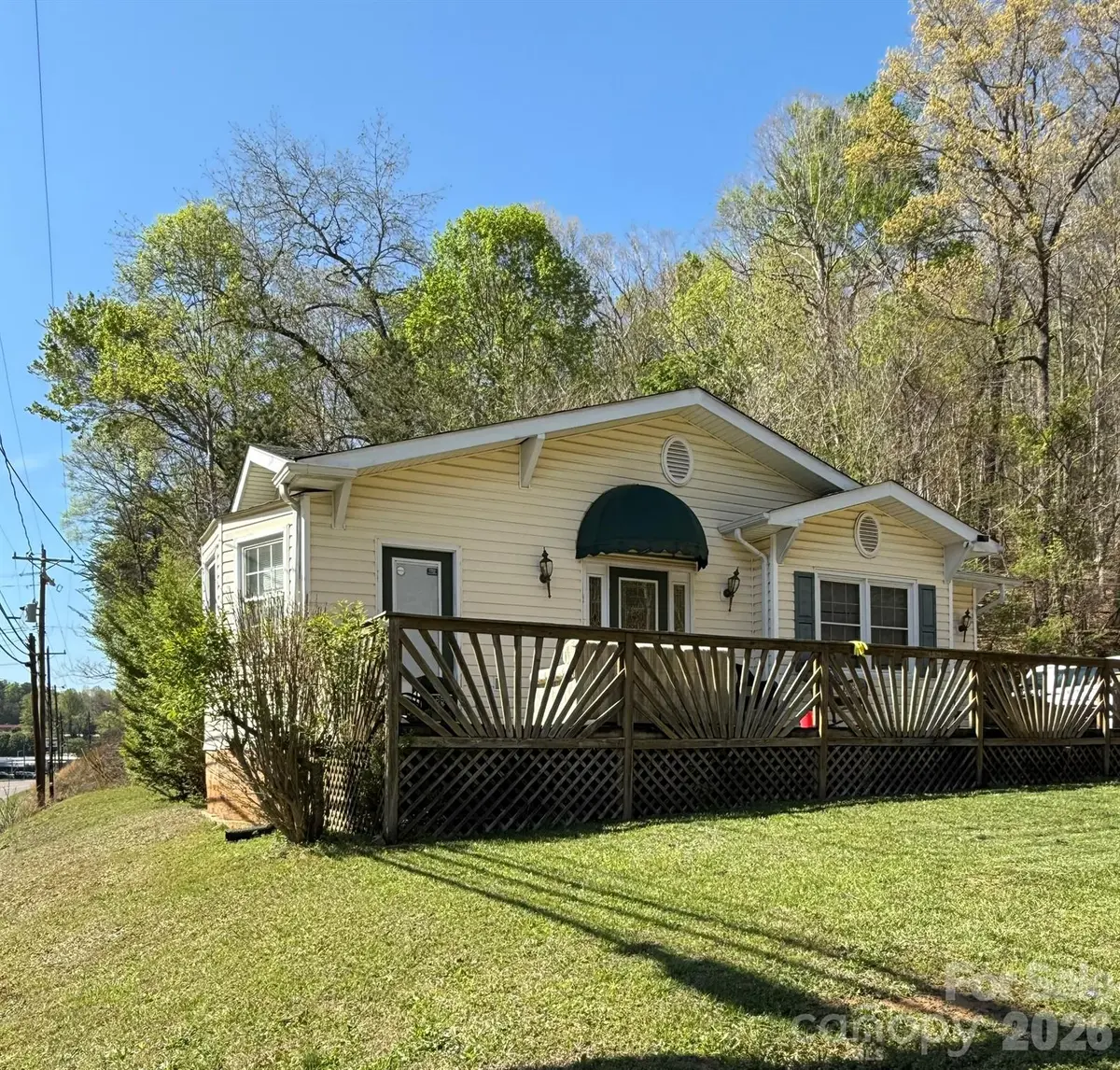 880 N Main ST, Marion, NC 28752